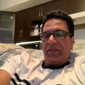 Meet your Posher, Youssef